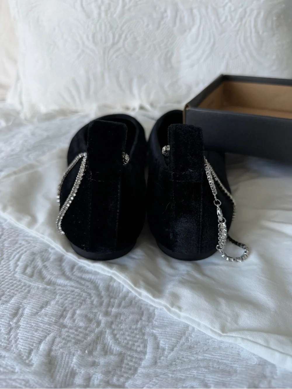 Massimo Dutti Black Velvet Ballet Flats with Rhinestone Strap, NEW, size USA 7.5